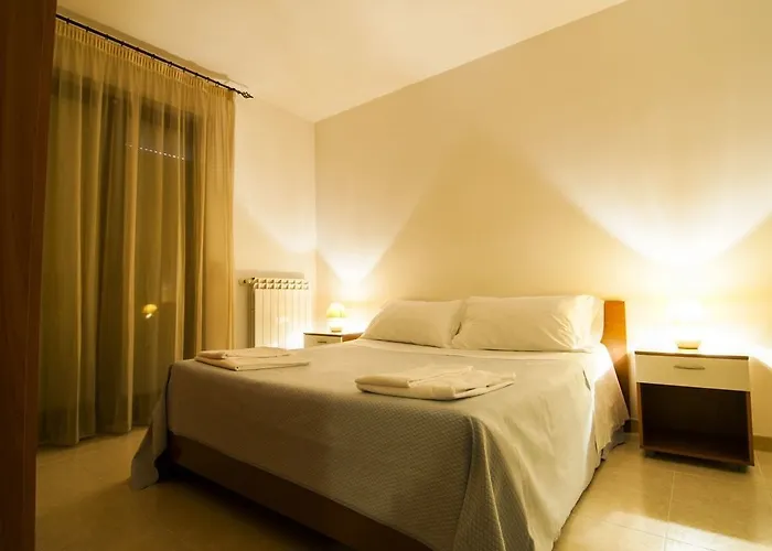 Ciao & - 4* קונברסאנו