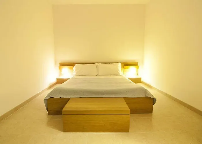 מלון דירות Ciao & - 4*