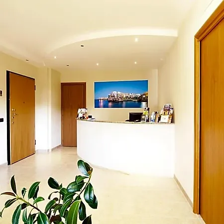 Aparthotel Ciao & -